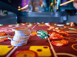 Live dealer table interface on mpo222 slot showing real-time game action
